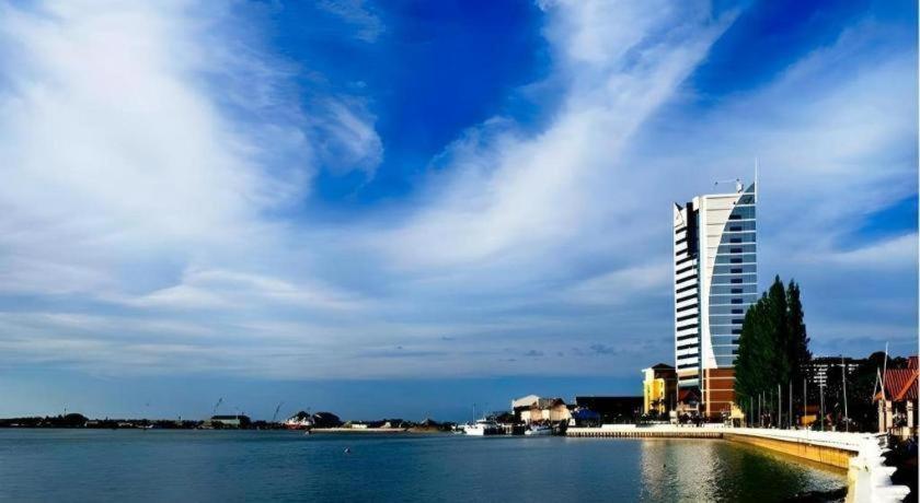 Felda Residence Kuala Terengganu Exterior foto